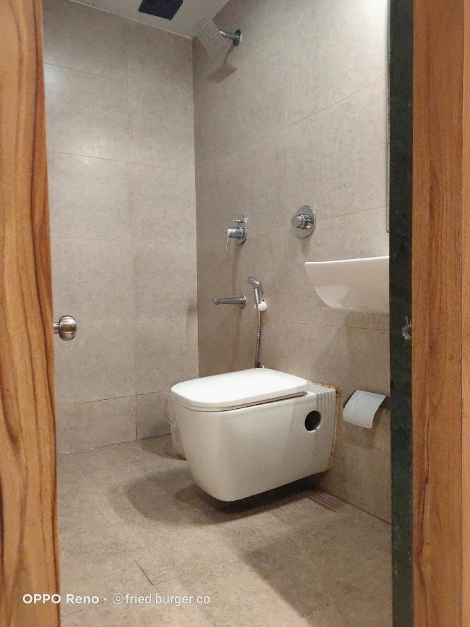 Aster Hotel Near Mumbai Airport Bagian luar foto