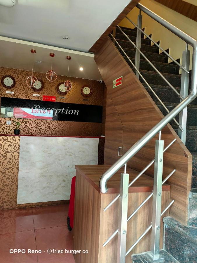 Aster Hotel Near Mumbai Airport Bagian luar foto